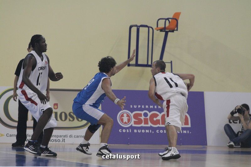 110918 basket 198_tn.jpg